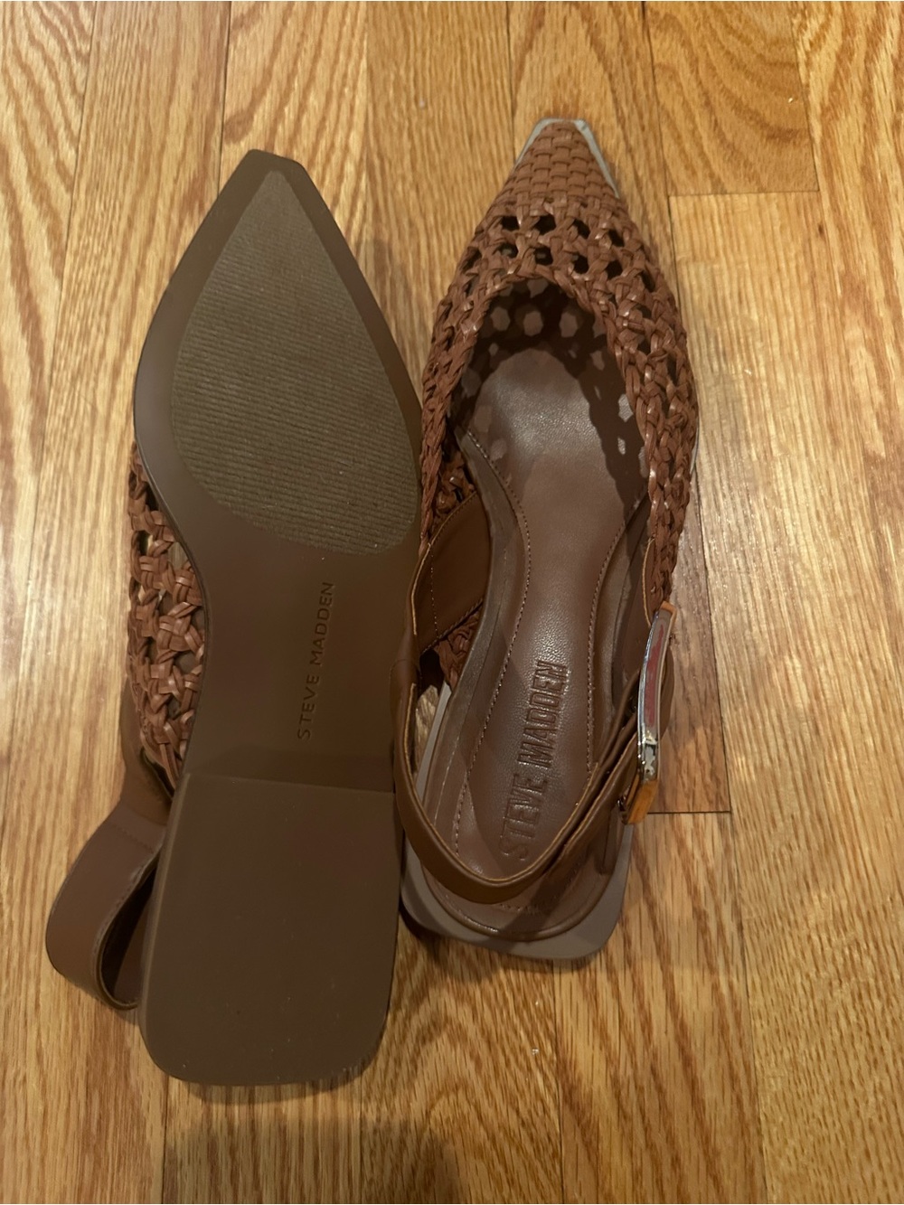 Steve Madden Brown Woven Pointed Slingback Mules - Picture 3 of 6